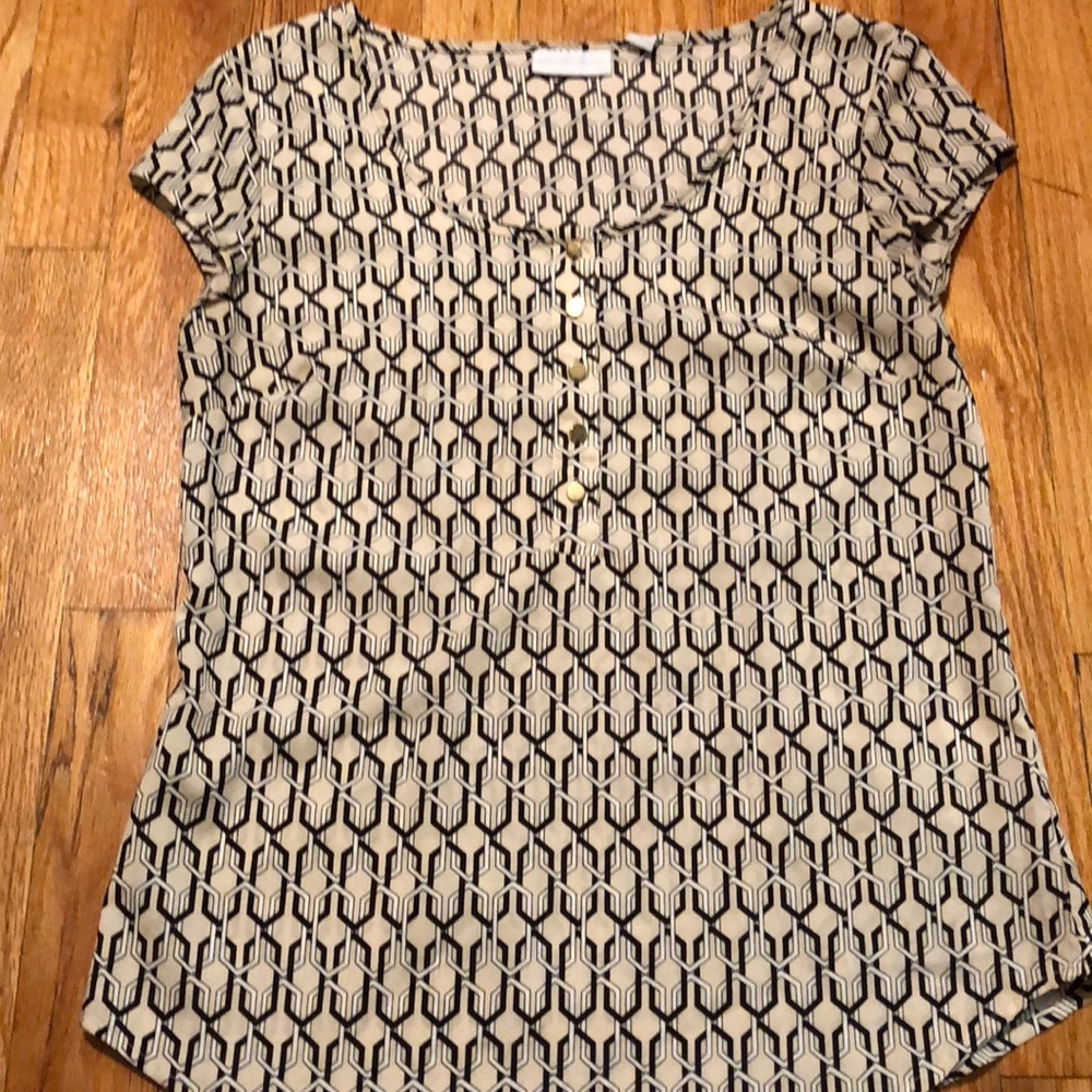 New York & Company Geometric Print Short Sleeve Button-Front Blouse